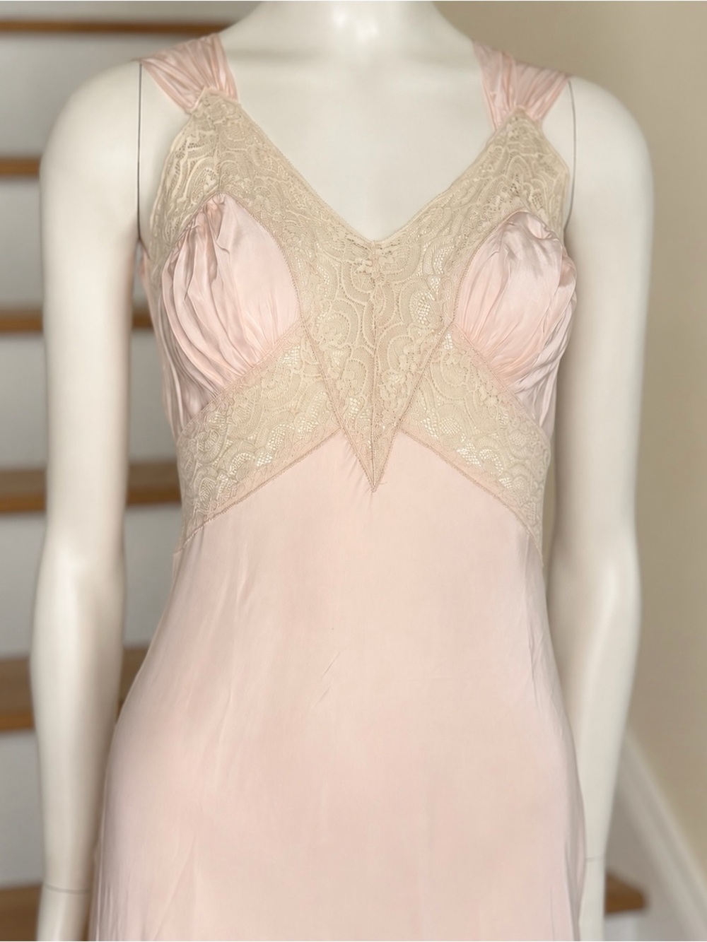 Vintage Artemis full-length nightgown ✨Blush pink/ Champagne lace detail | XS